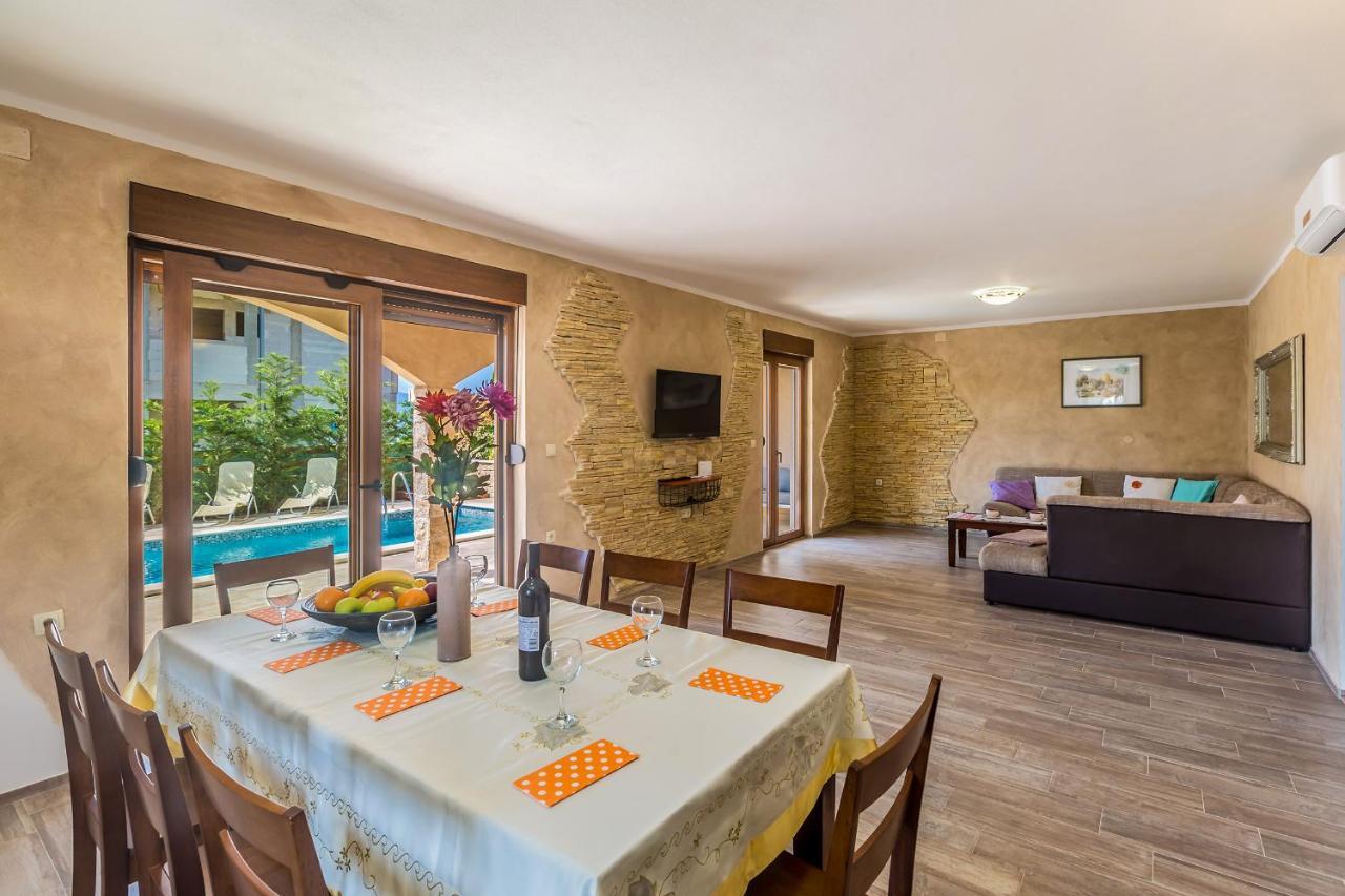 Villa Dijana East Linardići Dış mekan fotoğraf